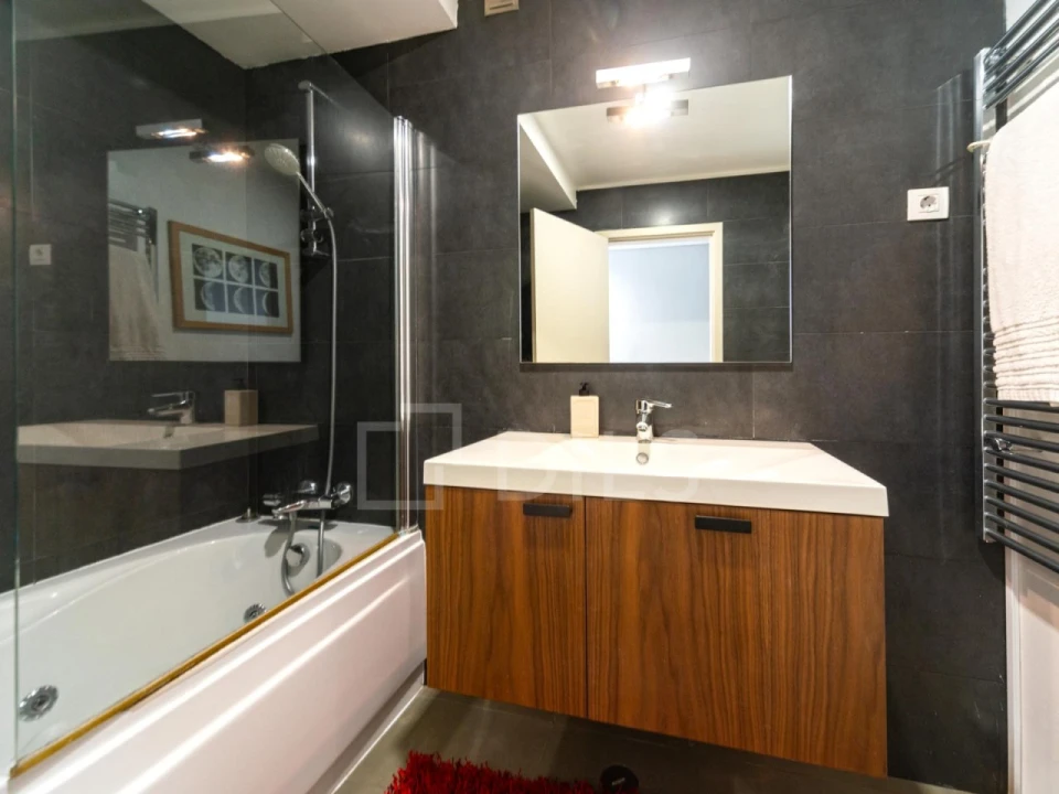 Apartamento T2 para Venda em Areeiro Foto 25