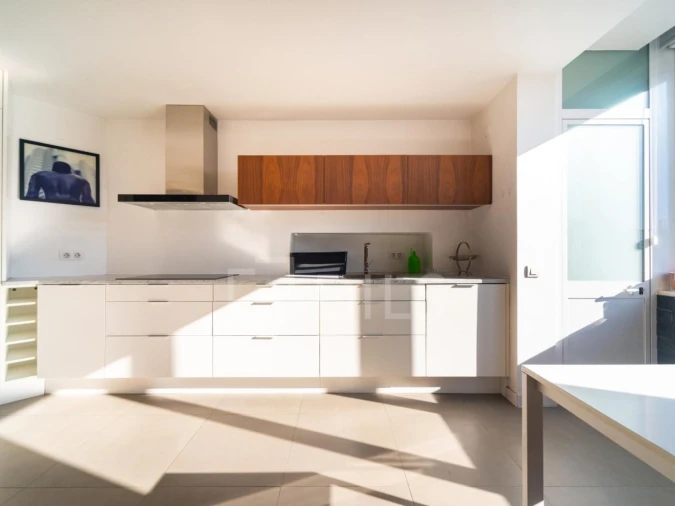 Apartamento T2 para Venda em Areeiro Foto 5