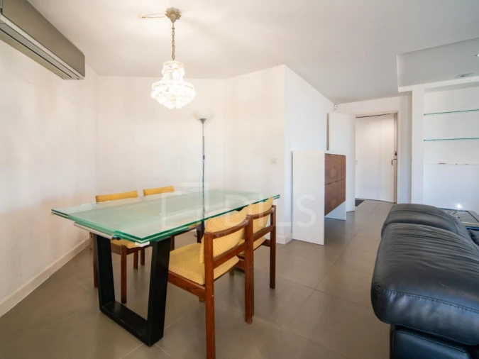 Apartamento T2 para Venda em Areeiro Foto 15