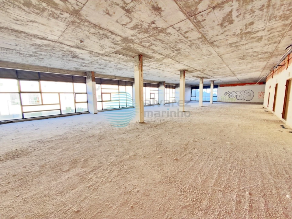 Escritório para Venda em Rio de Mouro Foto 11