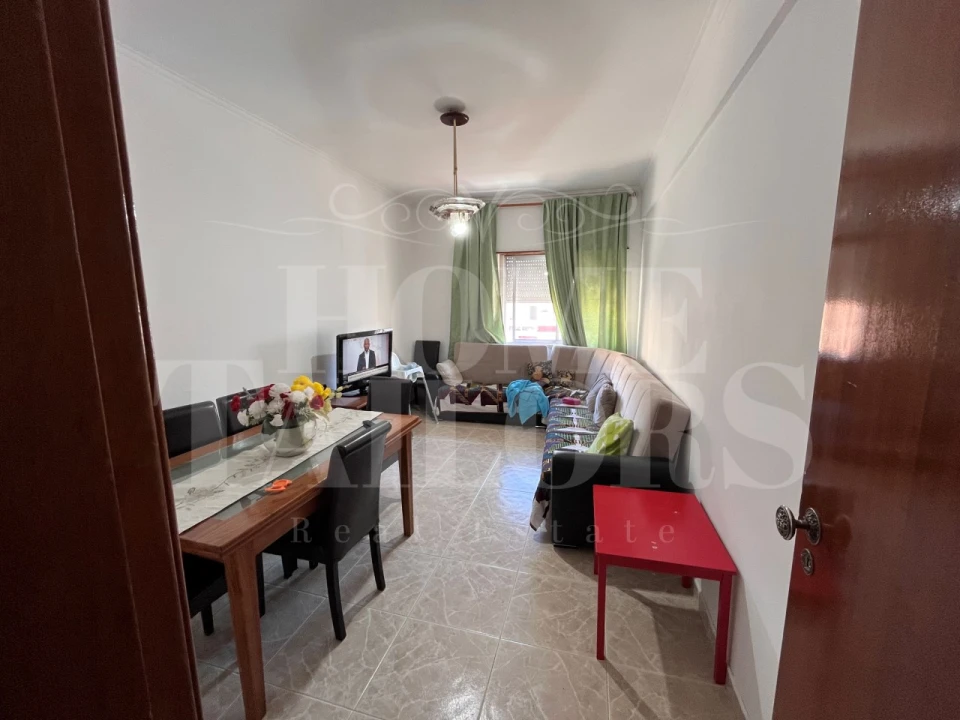 Apartamento T2 para Venda em Cacém e São Marcos Foto 4