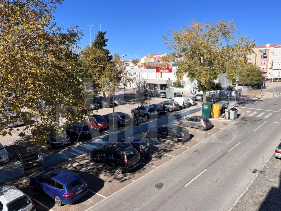 Apartamento T2 para Venda em Cacém e São Marcos Foto 22