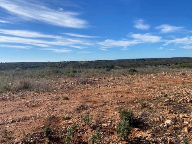 Terreno para Venda em Bensafrim e Barão de São João Foto 2