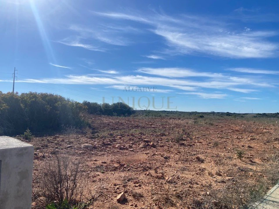Terreno para Venda em Bensafrim e Barão de São João Foto 2