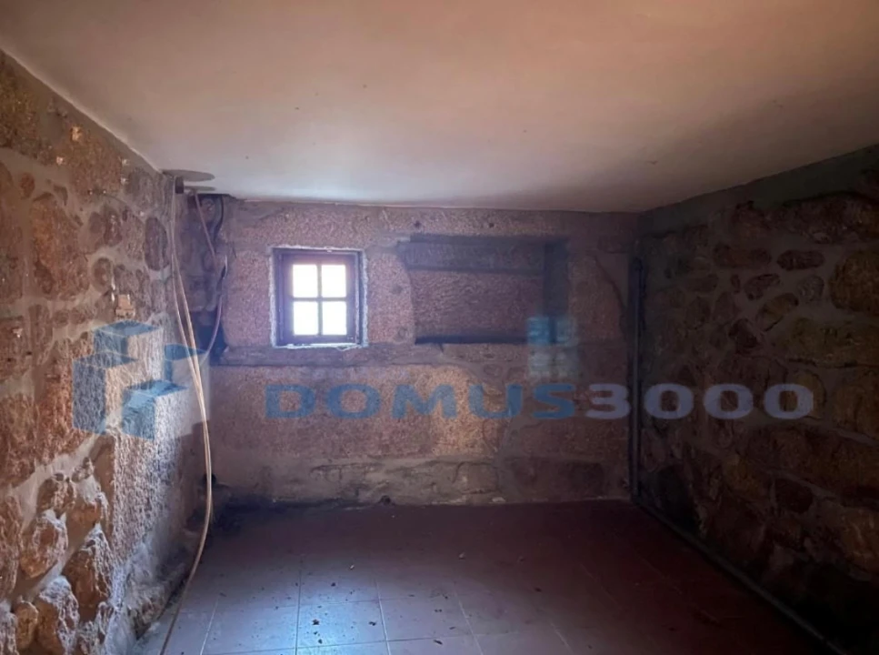 Moradia T5 para Venda em Telões Foto 9