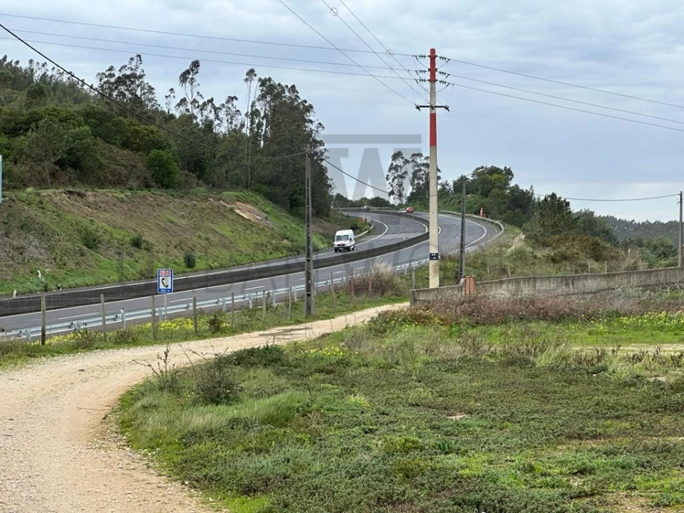 Terreno Comércio / Armazém para Venda em Malveira e São Miguel de Alcainça Foto 5