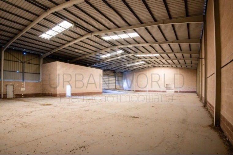 Armazém para Arrendamento em Benavente Foto 1