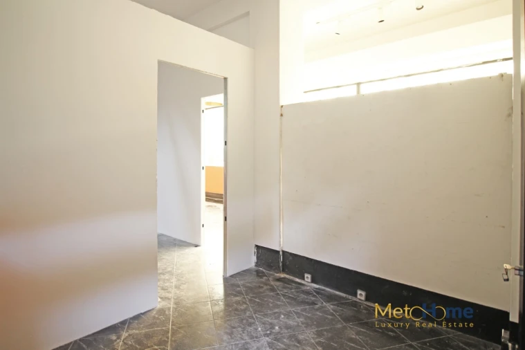 Loja para Arrendamento em Santa Marinha e São Pedro da Afurada Foto 6