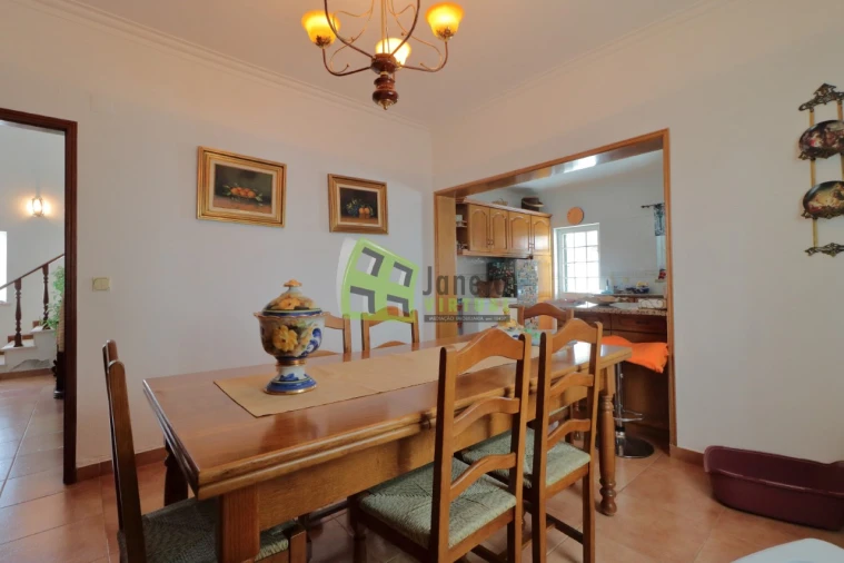 Moradia T4 para Venda em Quinta do Conde Foto 12