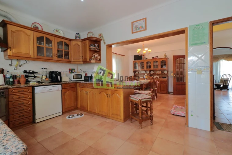 Moradia T4 para Venda em Quinta do Conde Foto 13