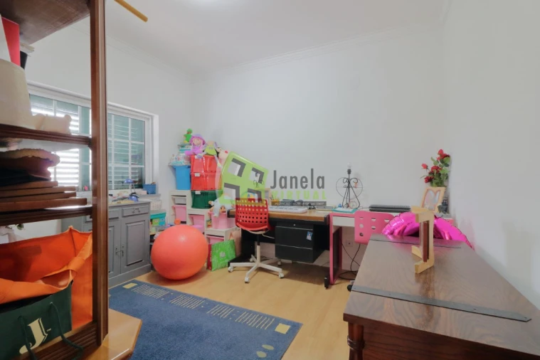 Moradia T5 para Venda em Fernao Ferro Foto 13