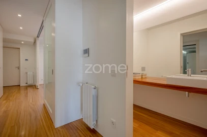 Moradia T6 para Venda em Aldoar, Foz do Douro e Nevogilde