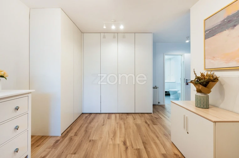 Apartamento T3 para Venda em Custóias, Leça do Balio e Guifões Foto 23