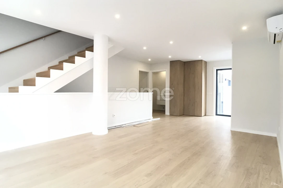 Apartamento T3 para Venda em Póvoa de Varzim, Beiriz e Argivai Foto 1