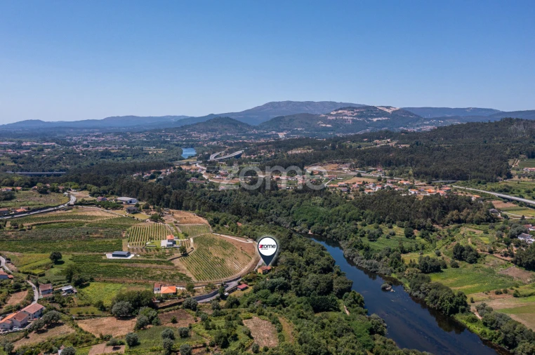 Moradia T2 para Venda em Ribeira Foto 2