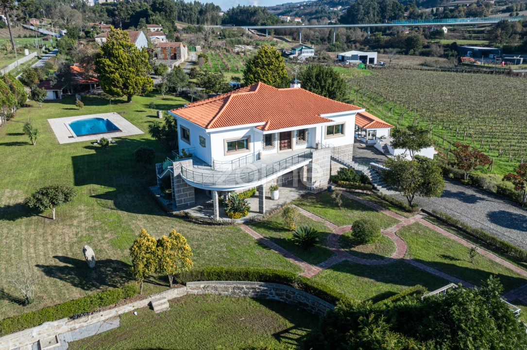 Quinta T4 para Venda em Penafiel Foto 5