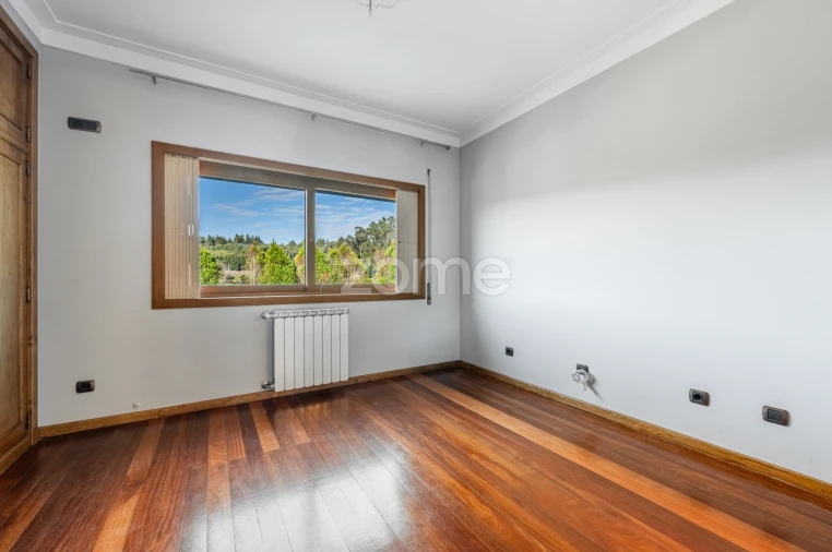 Quinta T4 para Venda em Penafiel Foto 27