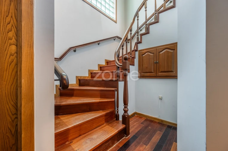 Quinta T4 para Venda em Penafiel Foto 24