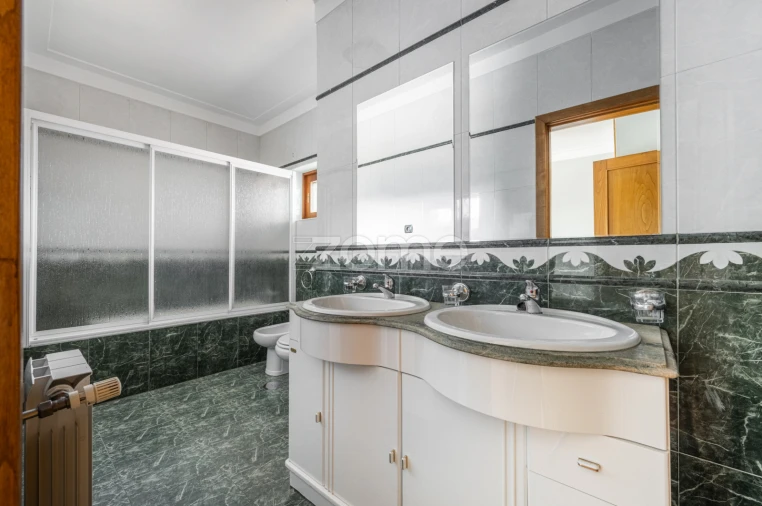 Quinta T4 para Venda em Penafiel Foto 44