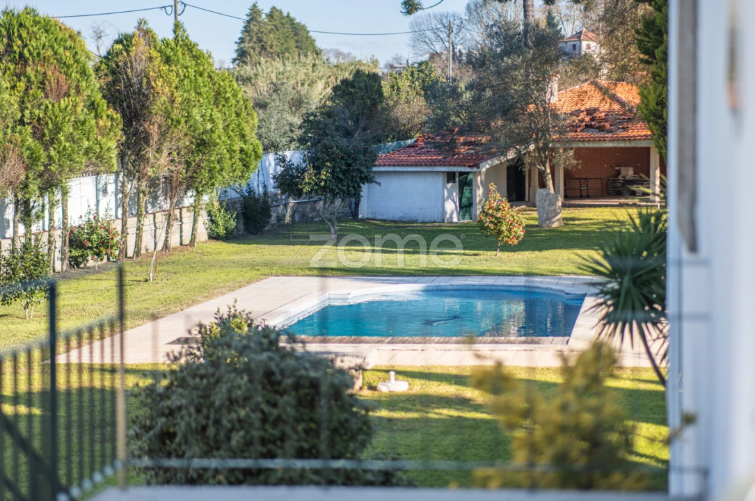 Quinta T4 para Venda em Penafiel Foto 39