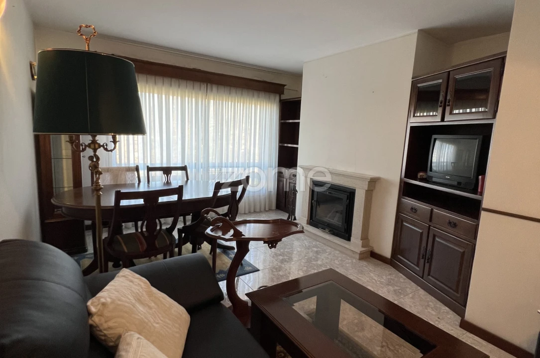 Apartamento T2 para Arrendamento em São Mamede de Infesta e Senhora da Hora Foto 8