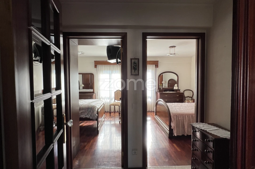 Apartamento T2 para Arrendamento em São Mamede de Infesta e Senhora da Hora Foto 13