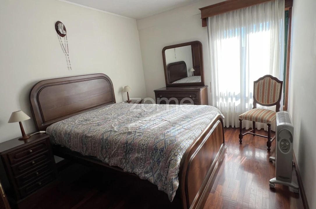 Apartamento T2 para Arrendamento em São Mamede de Infesta e Senhora da Hora Foto 15