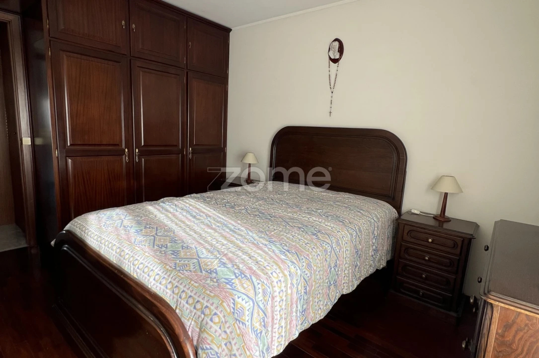 Apartamento T2 para Arrendamento em São Mamede de Infesta e Senhora da Hora Foto 14