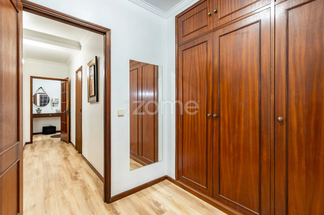 Apartamento T2 para Venda em Rio Tinto Foto 25