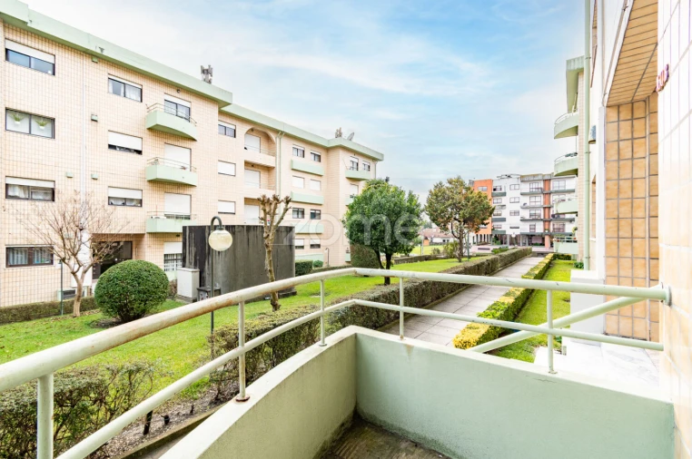 Apartamento T2 para Venda em Rio Tinto Foto 6