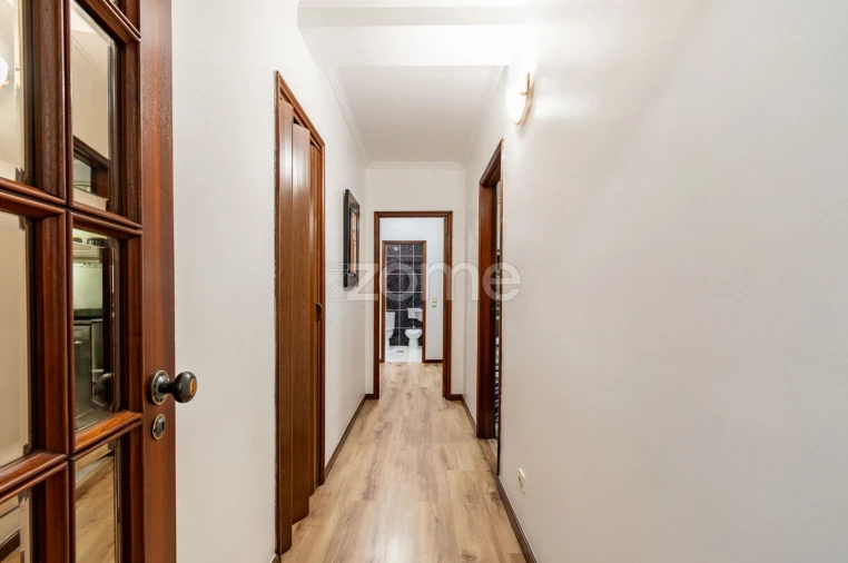 Apartamento T2 para Venda em Rio Tinto Foto 16