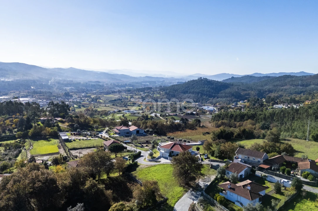Terreno para Venda em Campos e Louredo Foto 20
