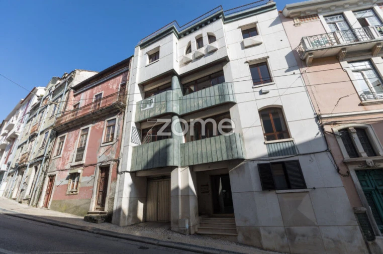Apartamento T3 para Arrendamento em Sé Nova, Santa Cruz, Almedina e São Bartolomeu Foto 23