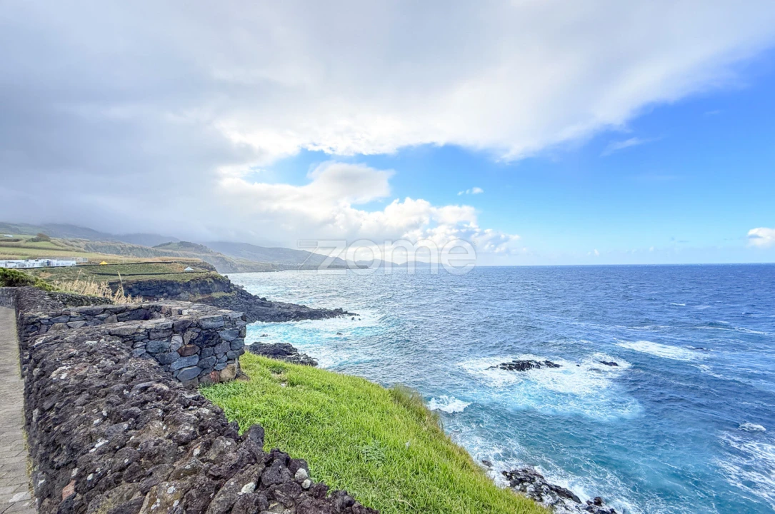 Moradia T2 para Venda em Maia Foto 22