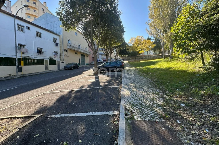 Prédio para Venda em Encosta do Sol Foto 15