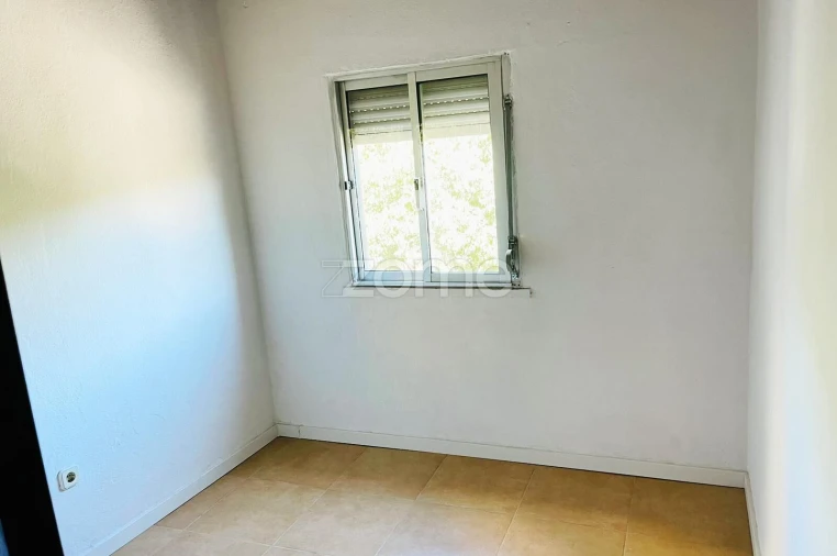 Prédio para Venda em Encosta do Sol Foto 8