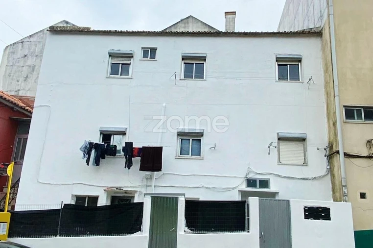 Prédio para Venda em Encosta do Sol Foto 4