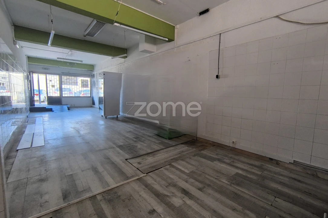 Negócio para Arrendamento em Carnide Foto 2