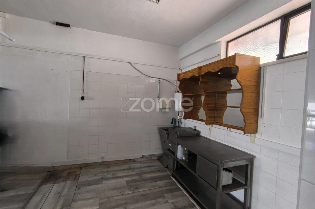 Negócio para Arrendamento em Carnide Foto 9