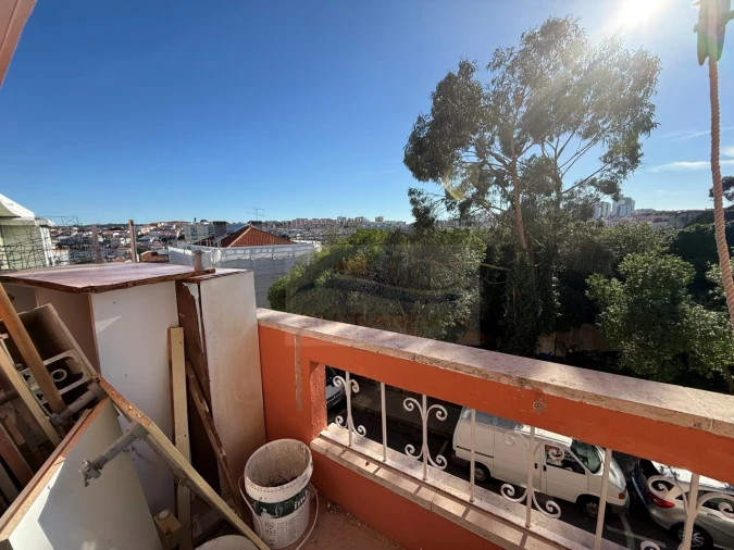 Apartamento T3 para Venda em Águas Livres Foto 4