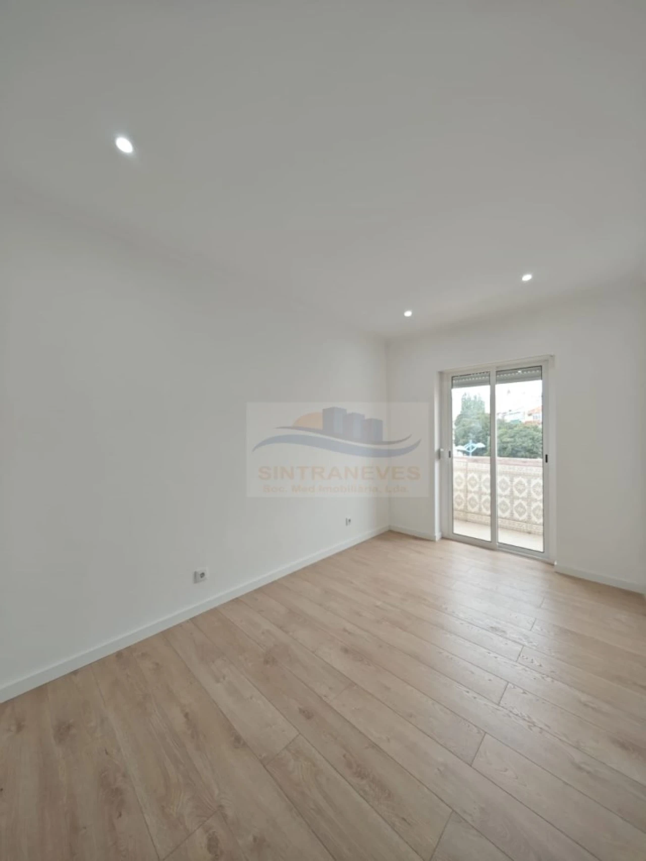 Apartamento T3 para Venda em Falagueira-Venda Nova Foto 7