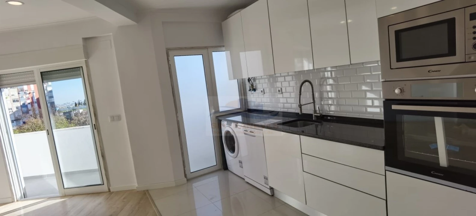 Apartamento T3 para Venda em Falagueira-Venda Nova Foto 18