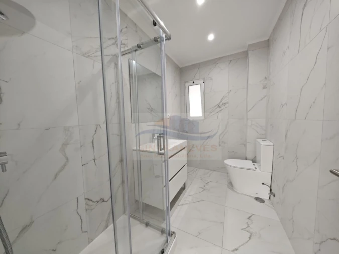 Apartamento T3 para Venda em Falagueira-Venda Nova Foto 3