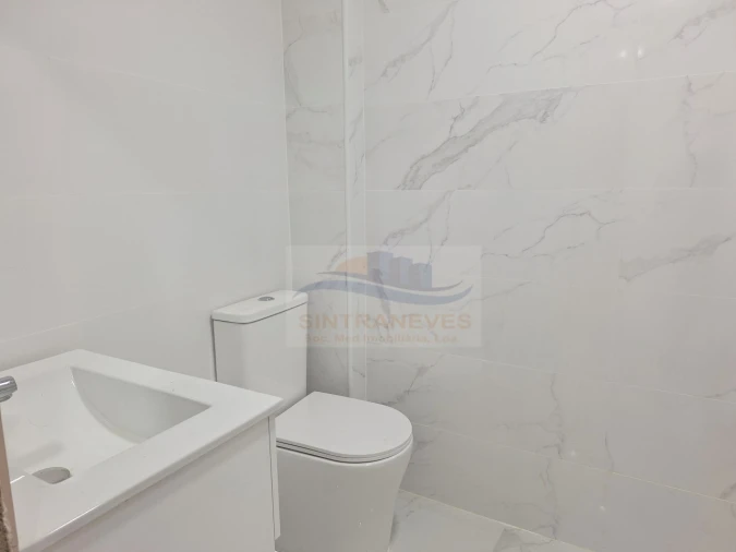 Apartamento T2 para Venda em Venteira Foto 13