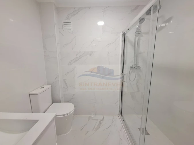 Apartamento T2 para Venda em Venteira Foto 14