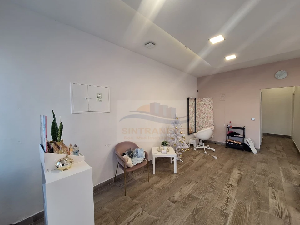 Loja para Venda em Queluz e Belas Foto 2