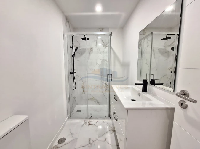 Apartamento T3 para Venda em Águas Livres Foto 7