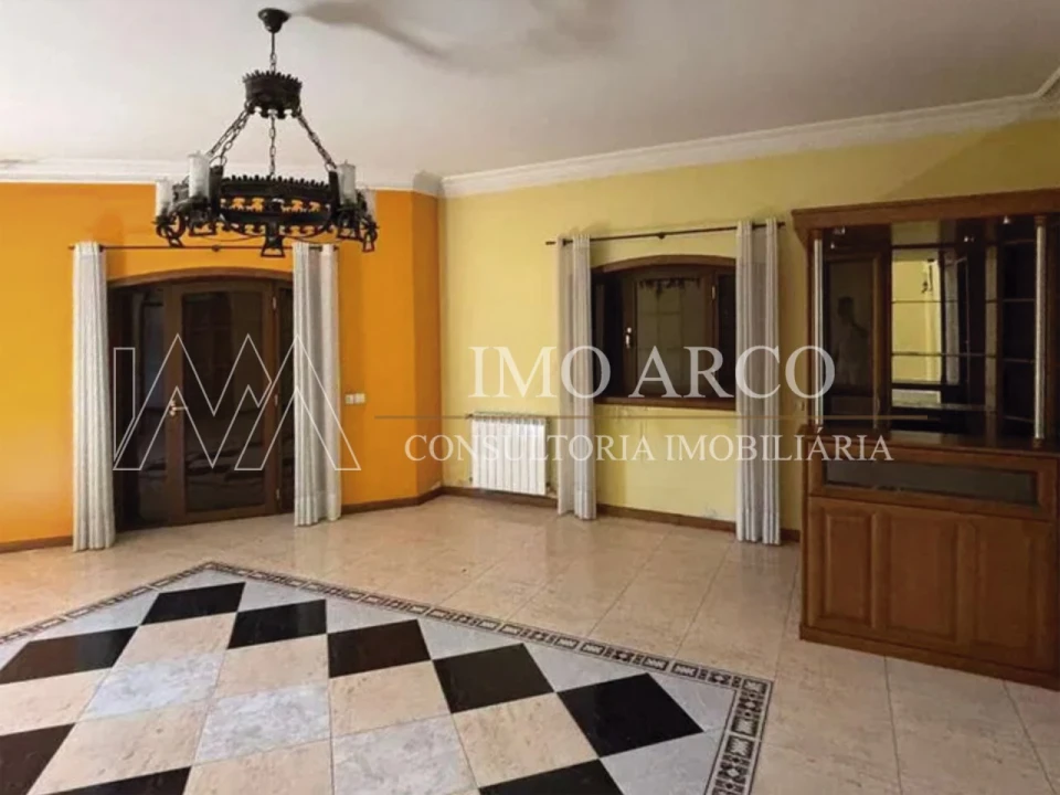 Moradia T5 para Venda em Meinedo Foto 15