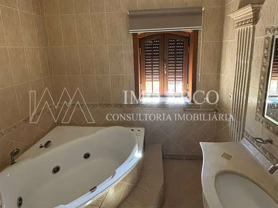 Moradia T5 para Venda em Meinedo Foto 20