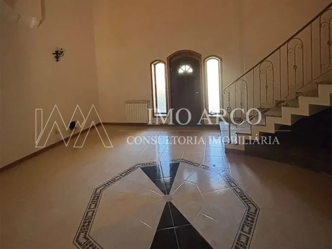 Moradia T5 para Venda em Meinedo Foto 5